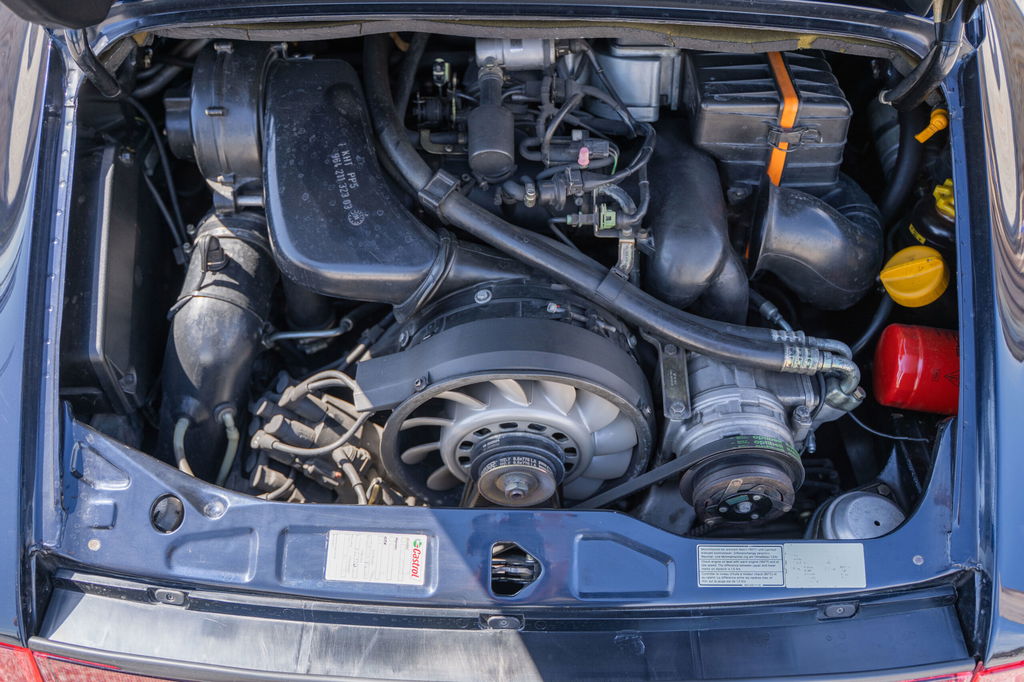 Porsche 964 Carrera 2