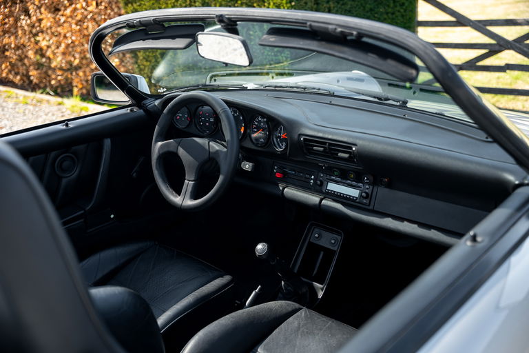 Porsche 911 Carrera 3.2 Speedster