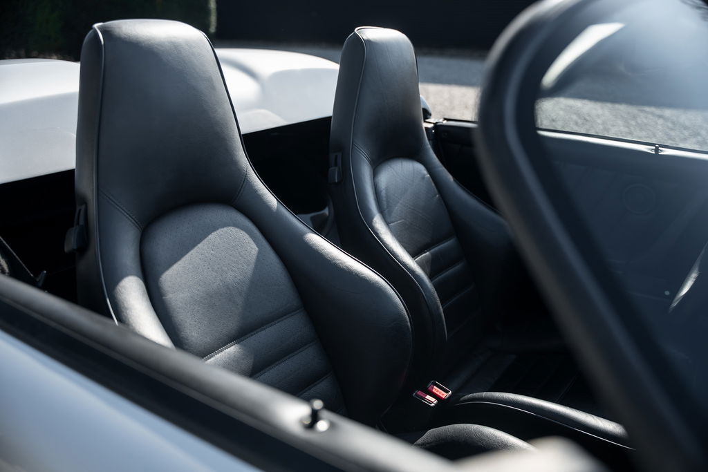 Porsche 911 Carrera 3.2 Speedster