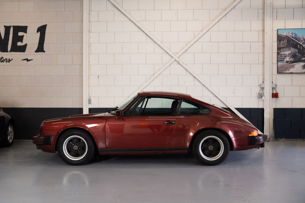 Porsche 911 Carrera 3.2