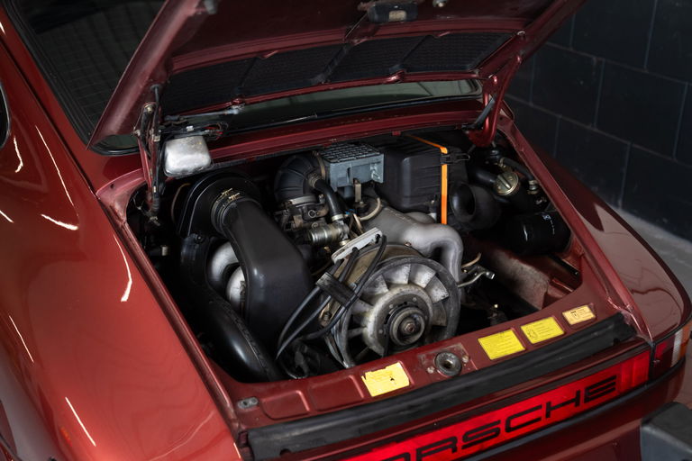 Porsche 911 Carrera 3.2