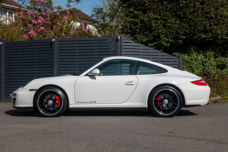 Porsche 997.2 Carrera GTS