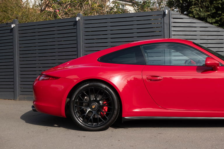 Porsche 991 Carrera GTS