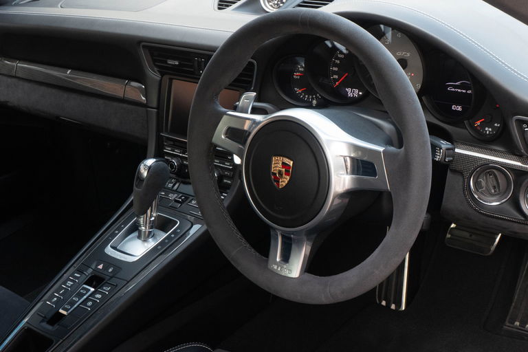 Porsche 991 Carrera GTS