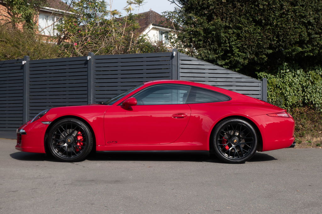 Porsche 991 Carrera GTS