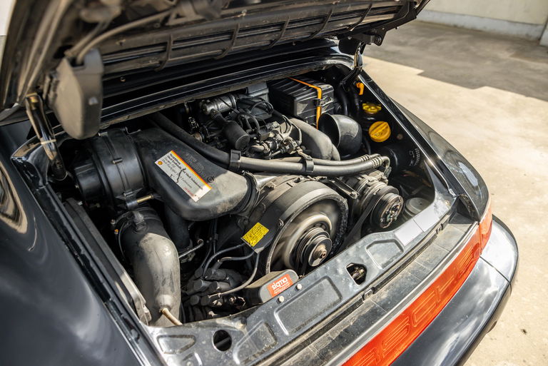 Porsche 964 Carrera 4