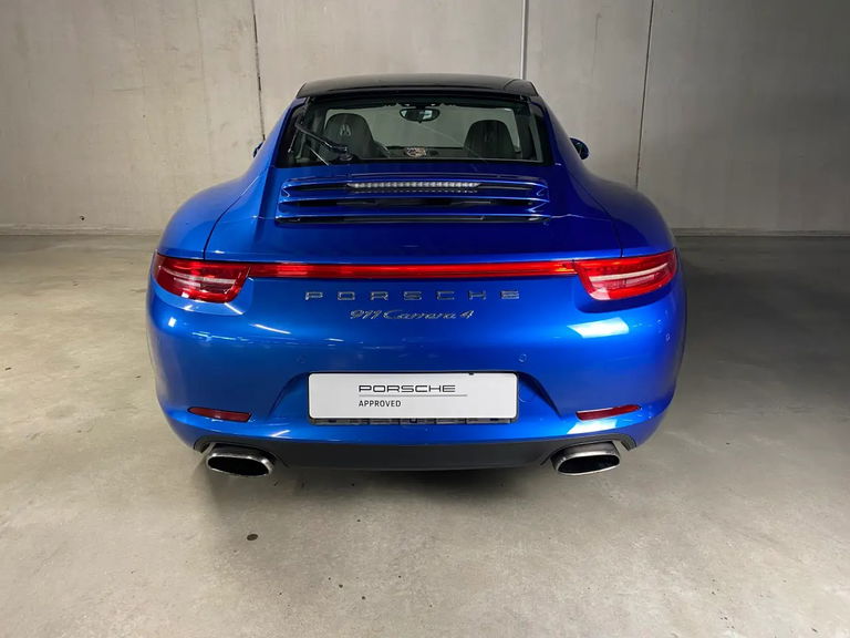 Porsche 991 Carrera 4