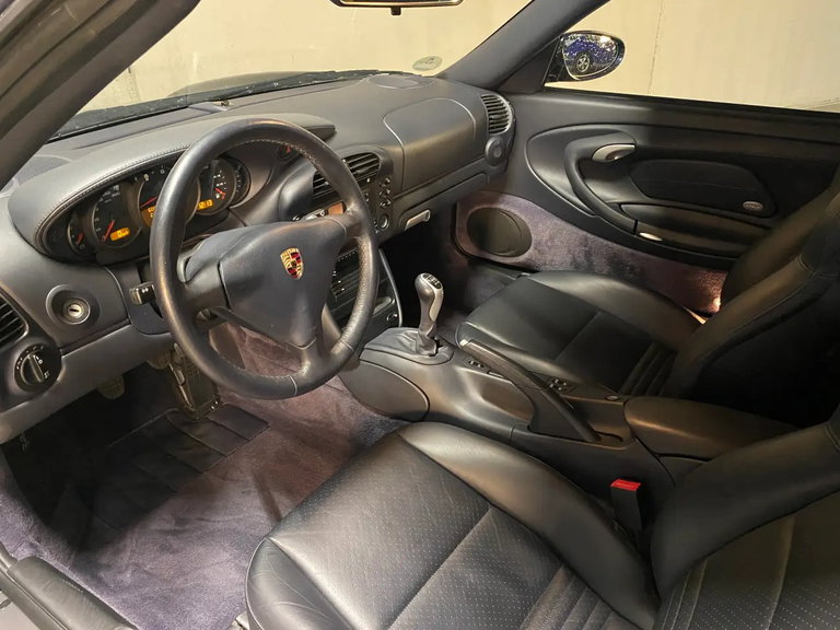 Porsche 996.2 Carrera 4