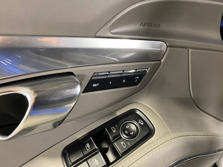 Porsche 991 Carrera 4