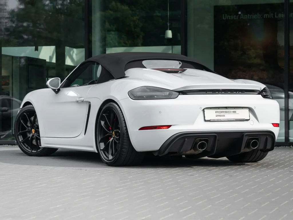 Porsche 718 Spyder