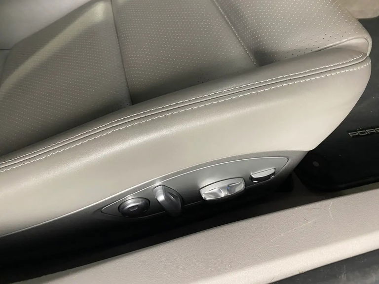 Porsche 991 Carrera 4