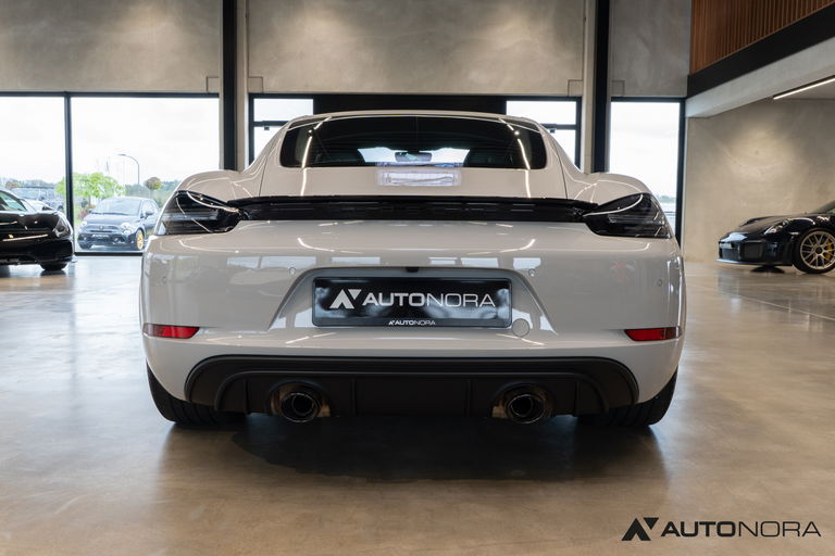 Porsche 718 Cayman GTS 4.0