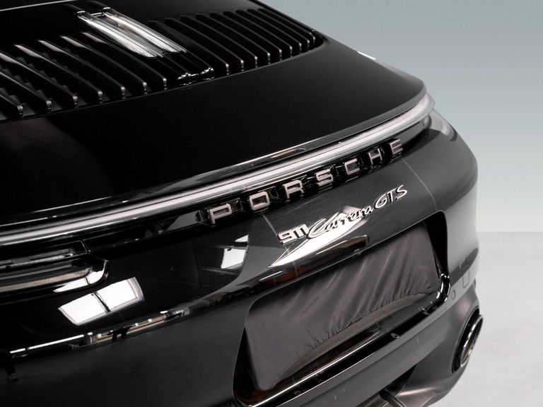 Porsche 992 Carrera GTS