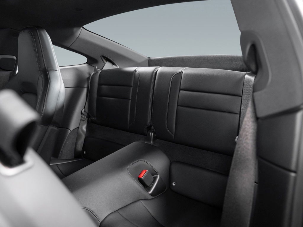 Porsche 992 Carrera GTS