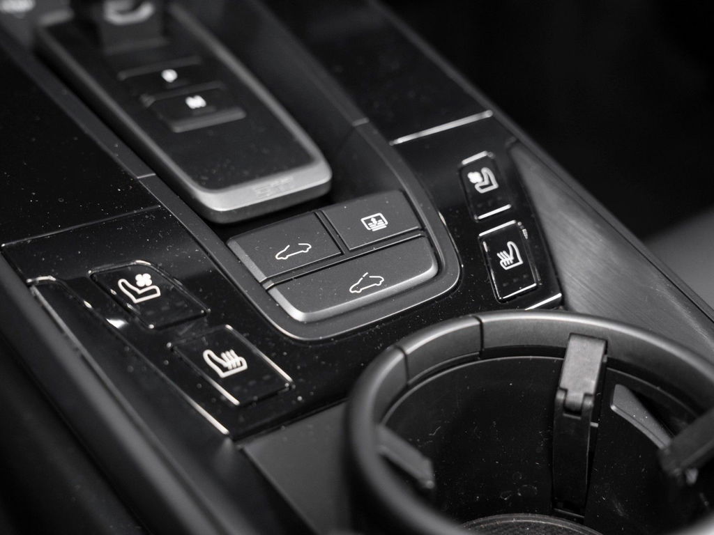 Porsche 992 Carrera GTS