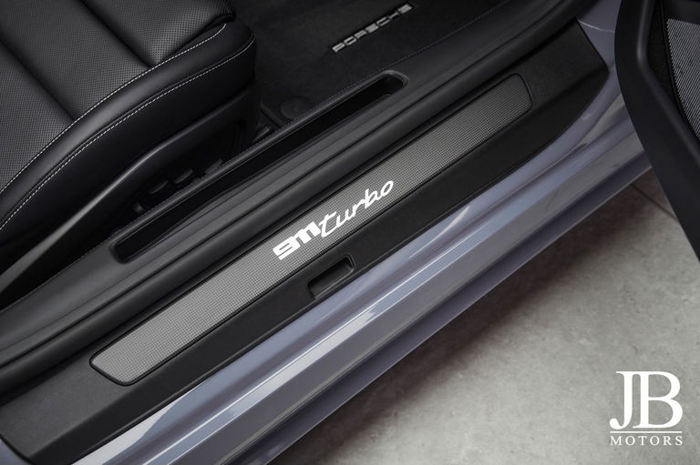 Porsche 992 Turbo