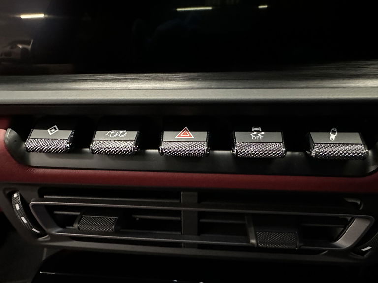 Porsche 992 Carrera 4 GTS