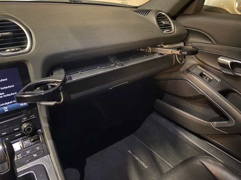 Porsche 718 Cayman S