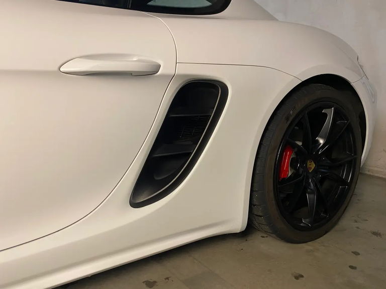 Porsche 718 Cayman S