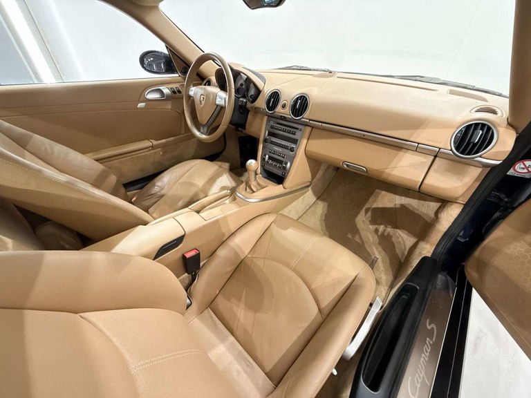 Porsche 987 Cayman S