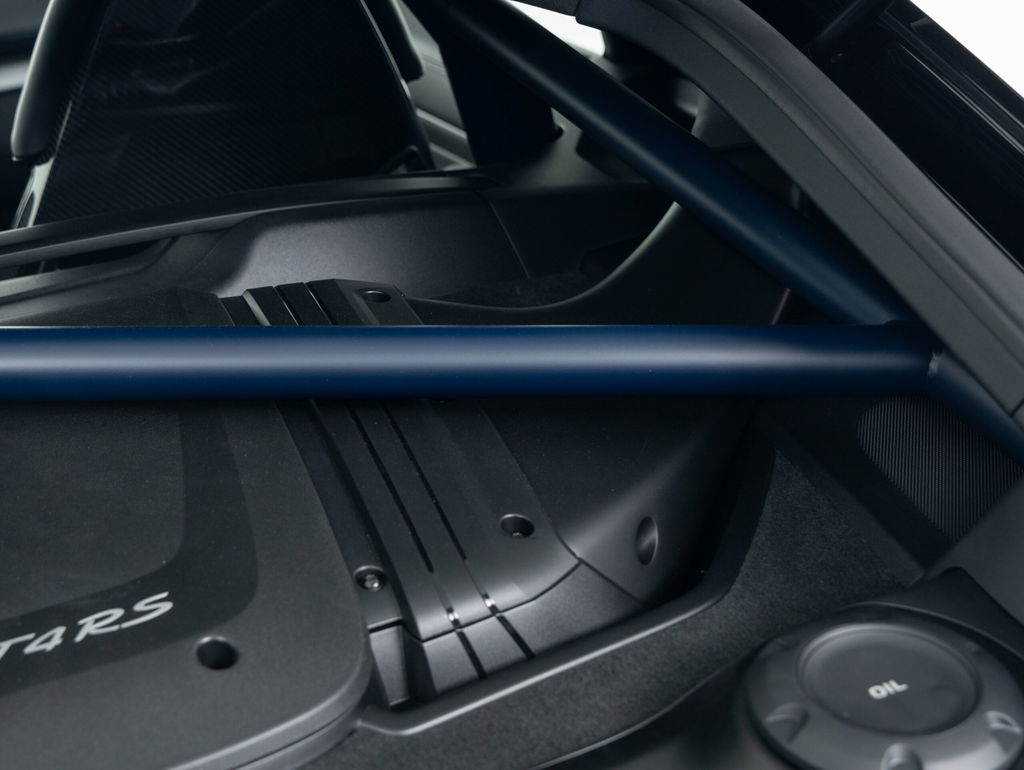 Porsche 718 Cayman GT4 RS