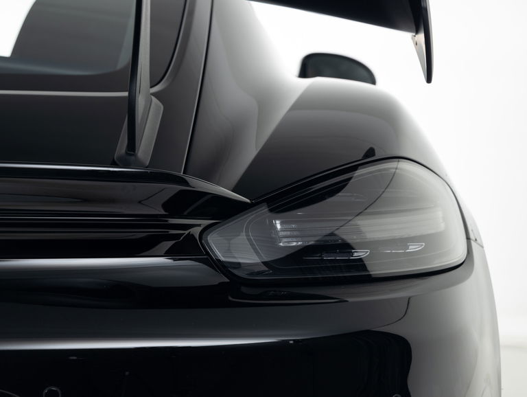 Porsche 718 Cayman GT4 RS