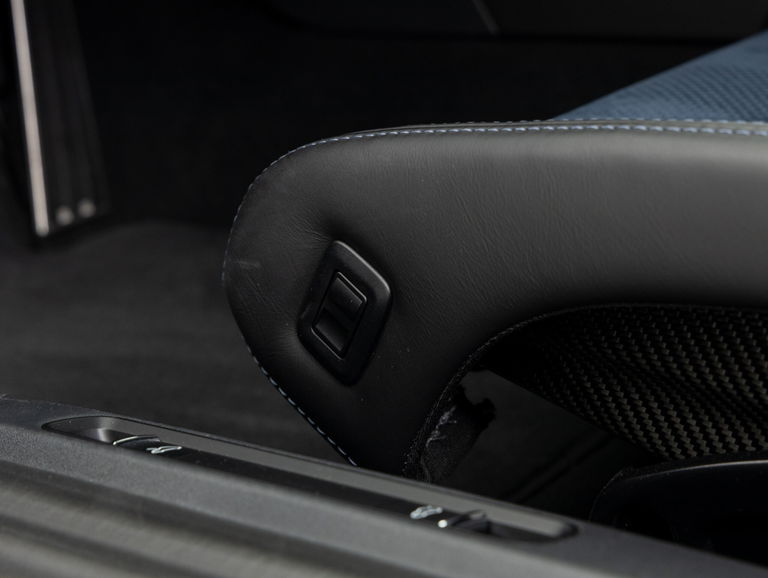 Porsche 718 Cayman GT4 RS