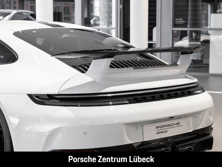 Porsche 992.2 Carrera GTS