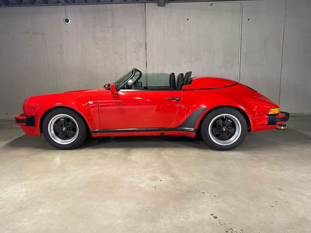 Porsche 911 Carrera 3.2 Speedster
