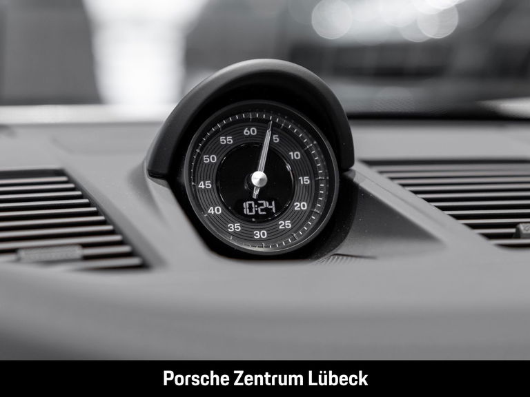 Porsche 992.2 Carrera GTS