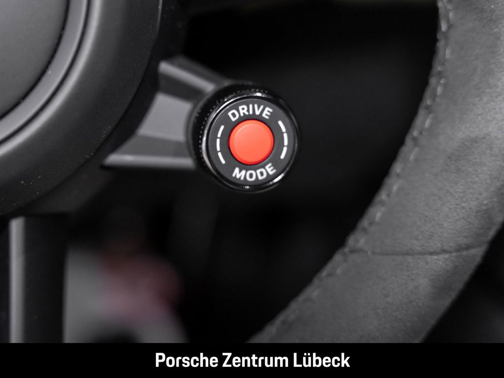 Porsche 992.2 Carrera GTS