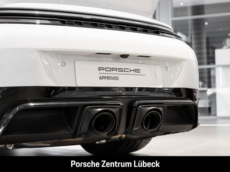 Porsche 992.2 Carrera GTS