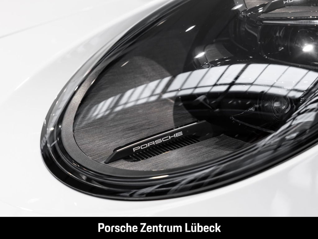 Porsche 992.2 Carrera GTS