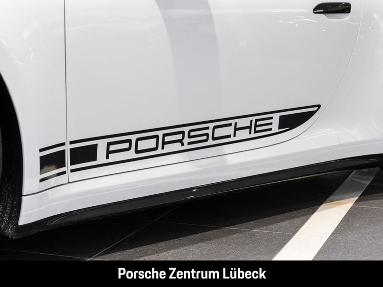 Porsche 992.2 Carrera GTS