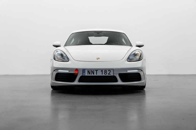 Porsche 718 Cayman
