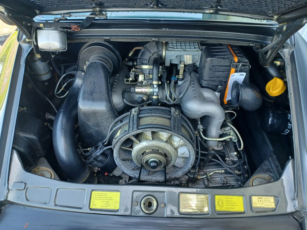 Porsche 911 Carrera 3.2