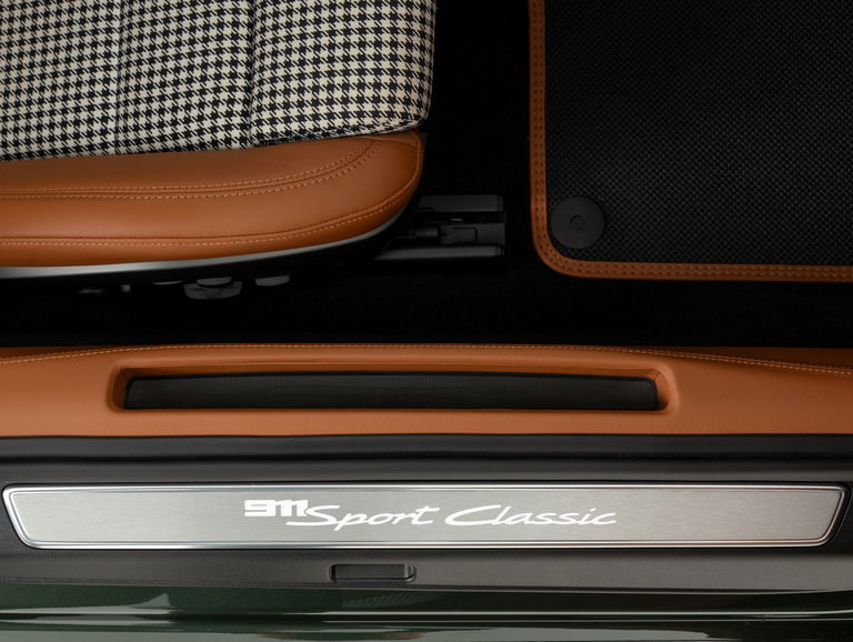 Porsche 992 Sport Classic