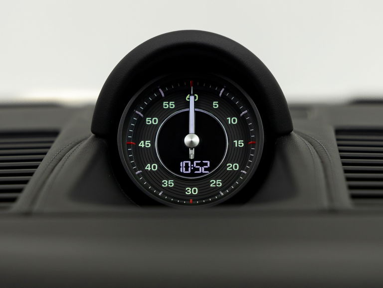 Porsche 992 Sport Classic