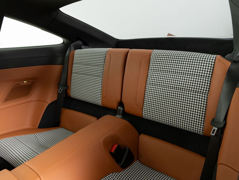 Porsche 992 Sport Classic