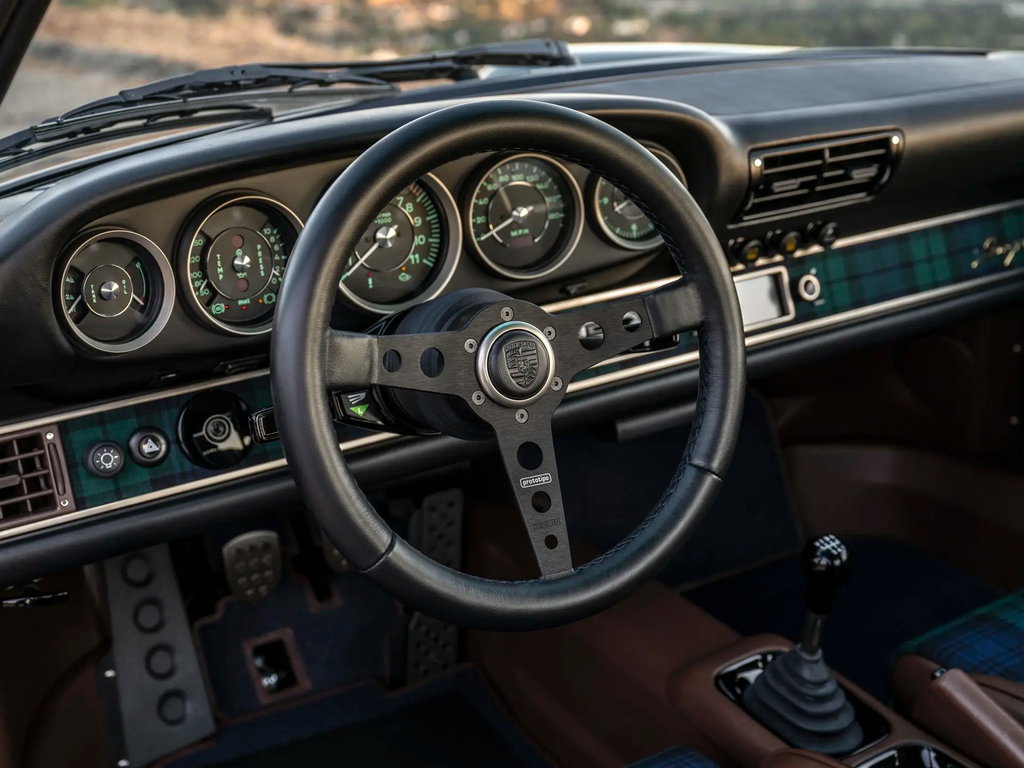 Porsche 911 Reimagined by Singer