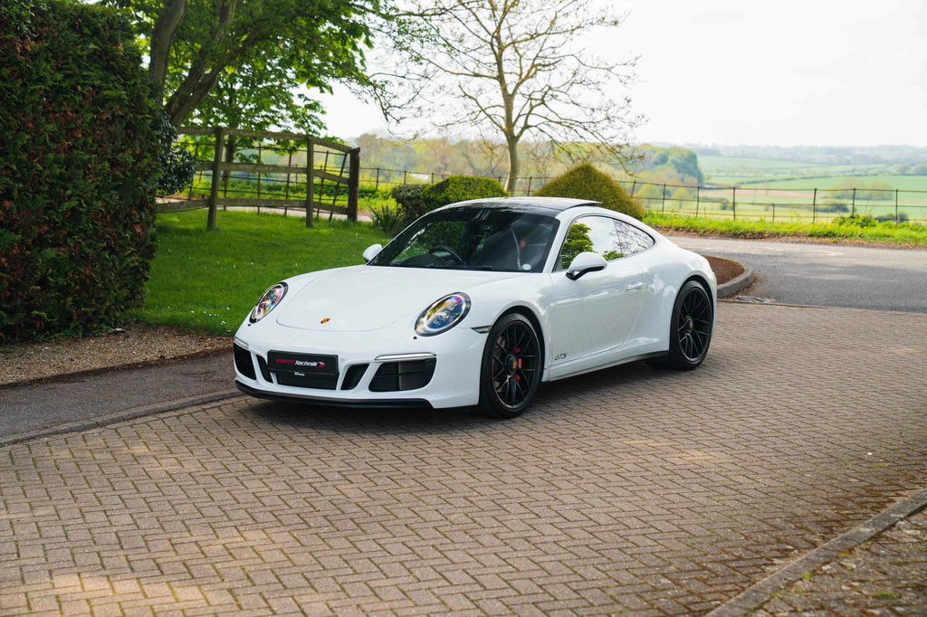 Porsche 991.2 Carrera 4 GTS