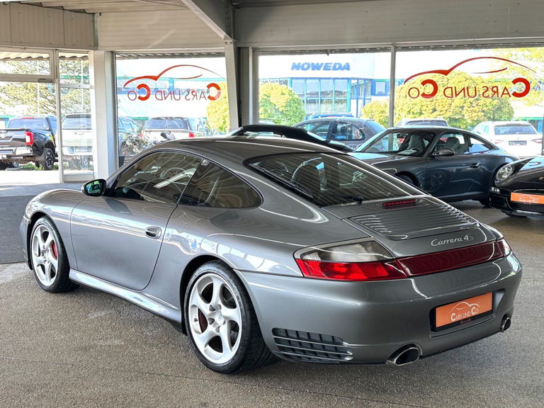 Porsche 996 Carrera 4S