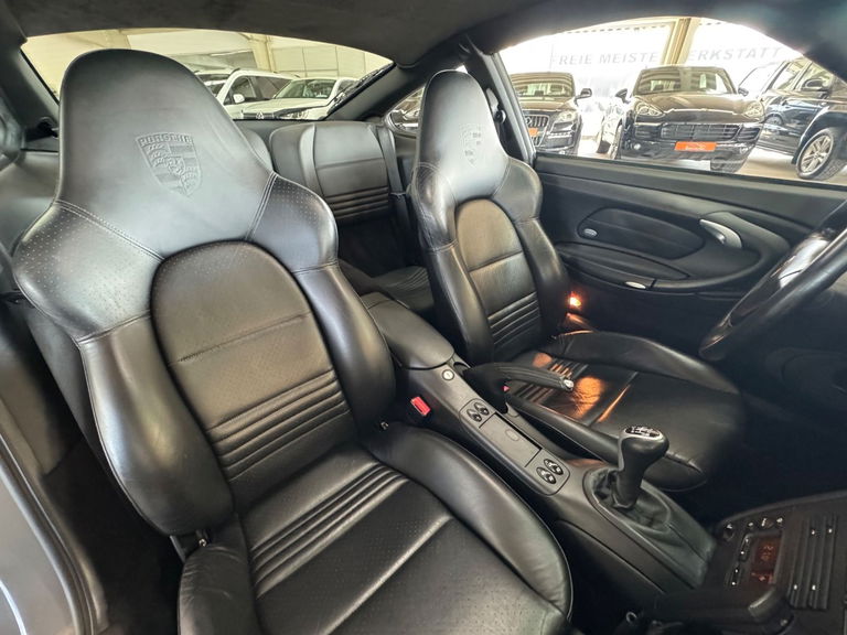 Porsche 996 Carrera 4S