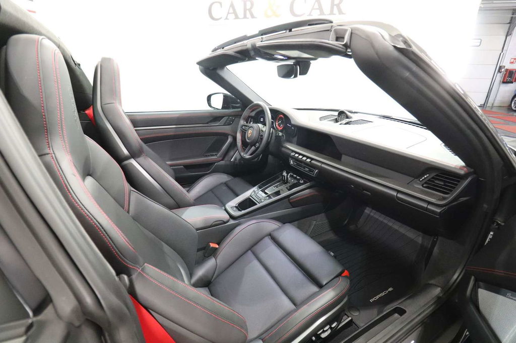 Porsche 992 Targa 4 GTS