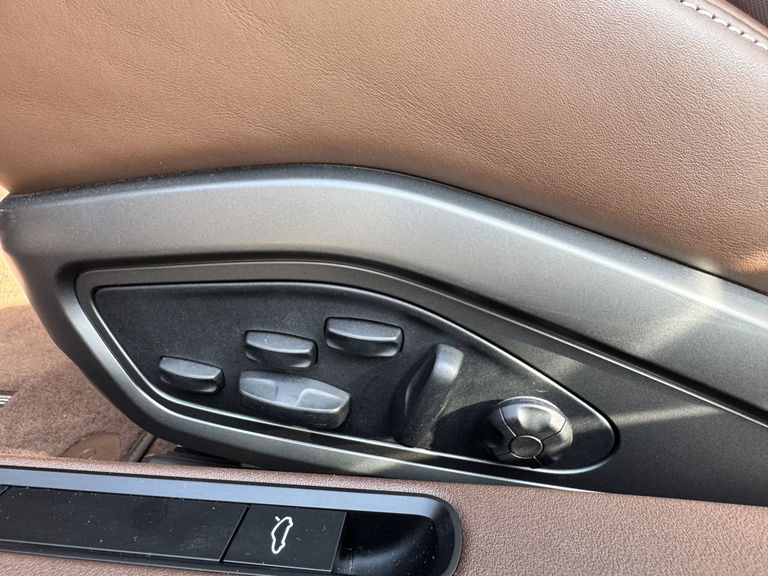 Porsche 992 Targa 4 GTS