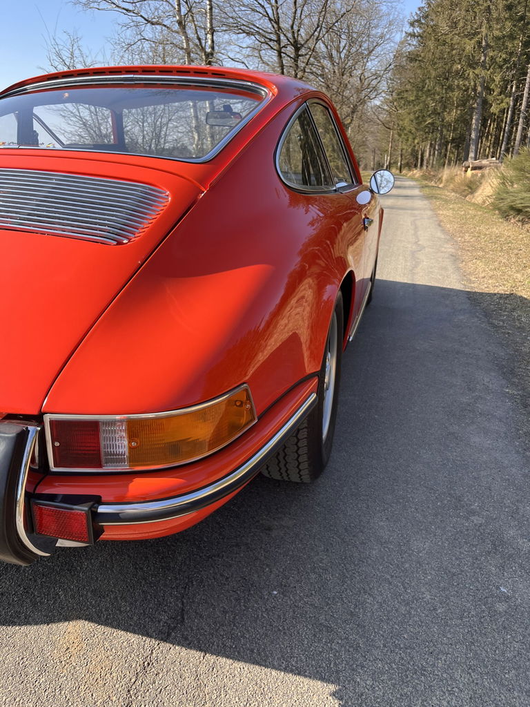Porsche 911 T
