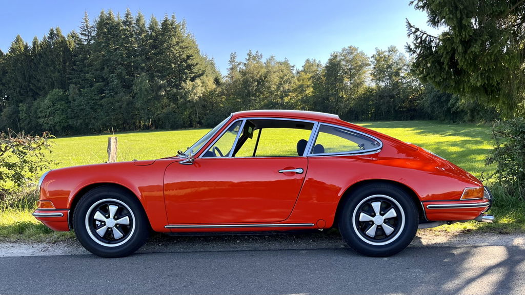Porsche 911 T