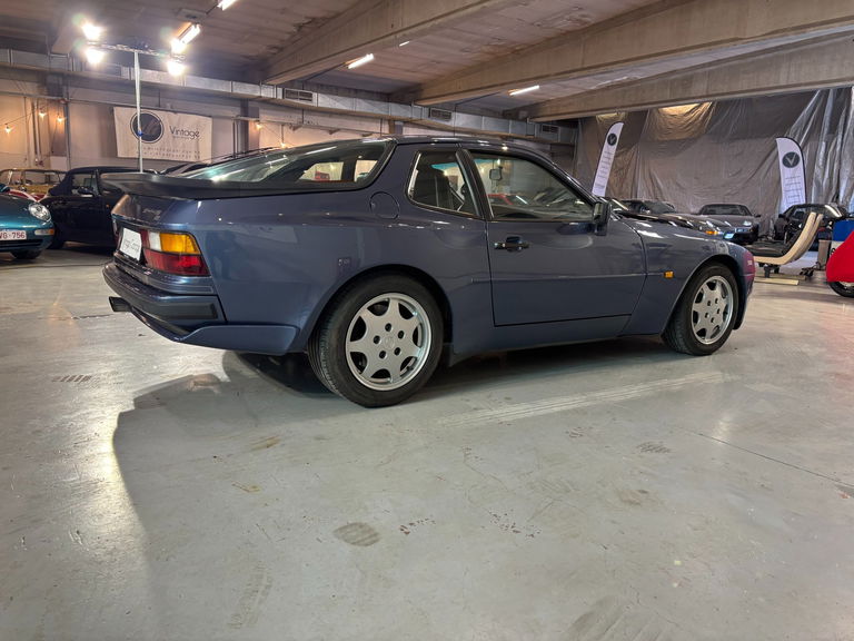 Porsche 944 S2 Coupé