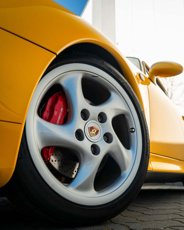 Porsche 993 Carrera 4S