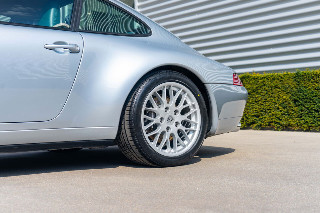 Porsche 993 Carrera